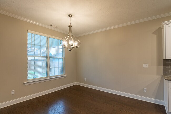 Building Photo - 453 Arrowwood Dr