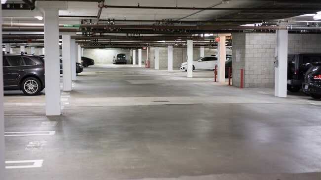 Building Photo - 4080 Glencoe Ave