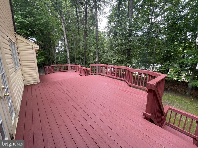 Building Photo - 6463 Honey Tree Ct