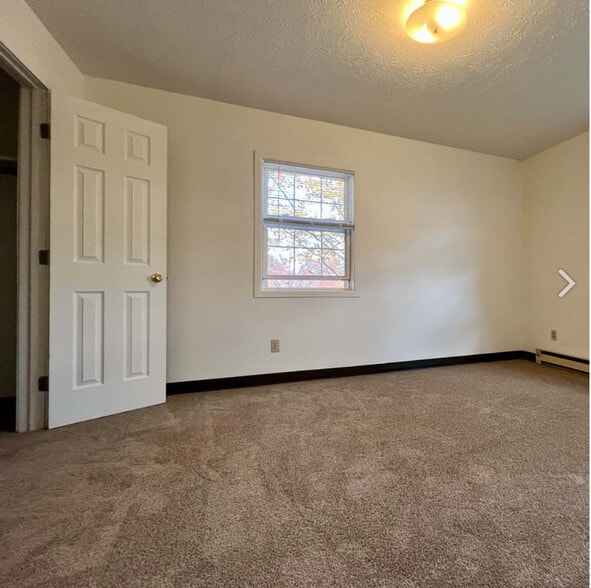 Building Photo - Heights Manor Apartments