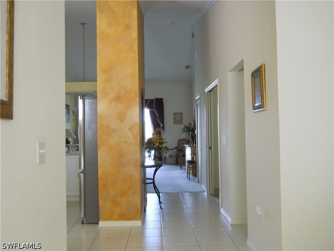 Building Photo - 500 Robin Hood Cir