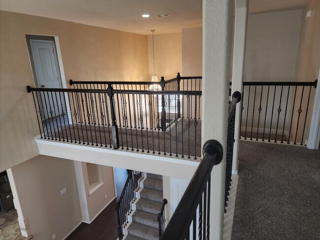 Building Photo - 25619 Anvil Iron Ln