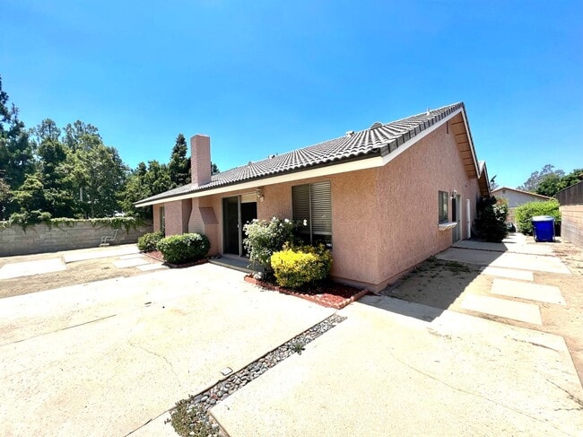 Building Photo - Beautiful 4 Bedroom Single Family Home for Lease in Rancho Cucamonga