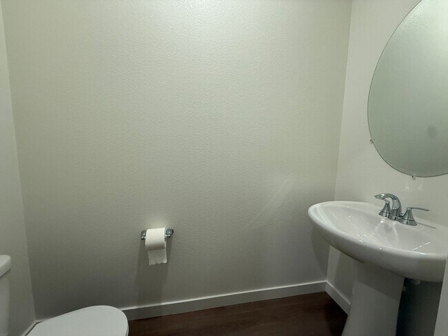 Building Photo - New Build