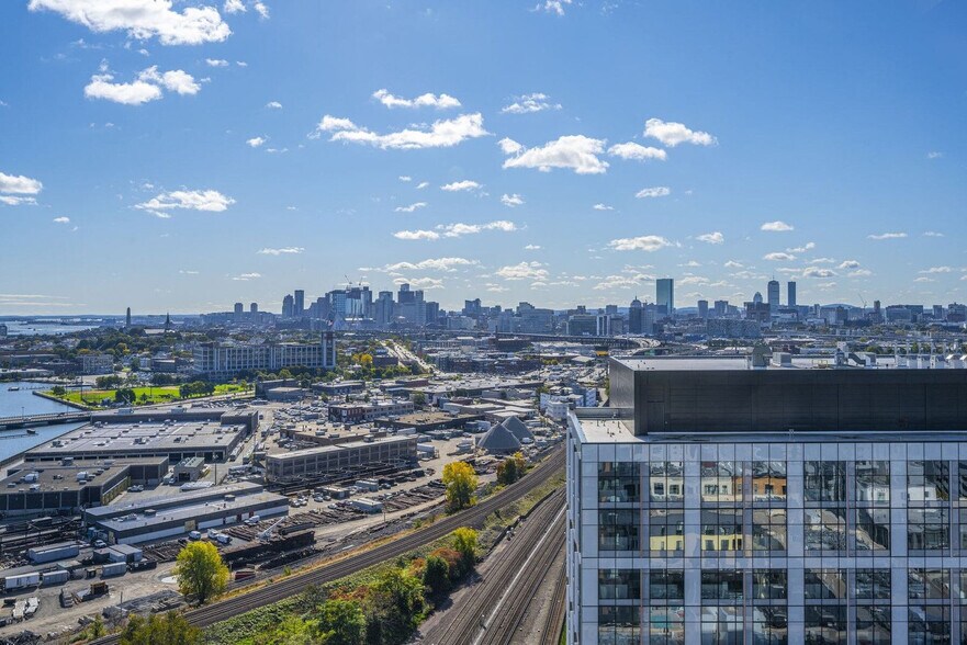 Building Photo - 485 Foley St