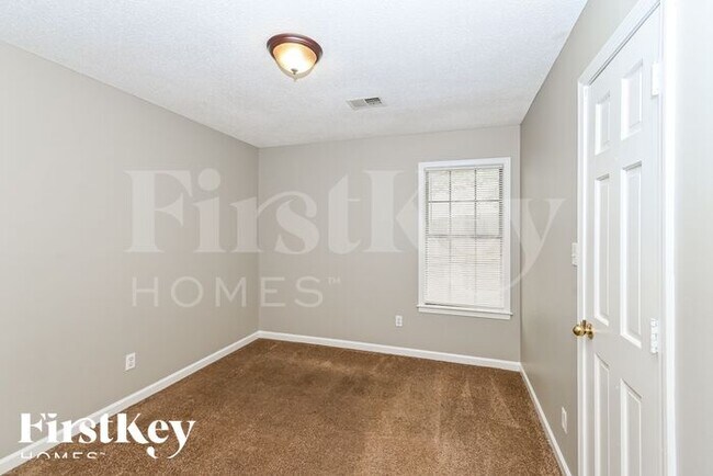 Building Photo - 4460 Smithfield Cove