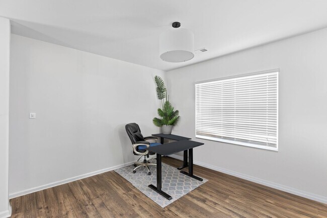 Building Photo - 833 Colmore Trl