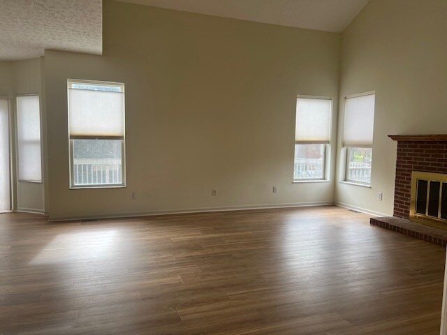 Building Photo - 6111 Saint Mel Cir