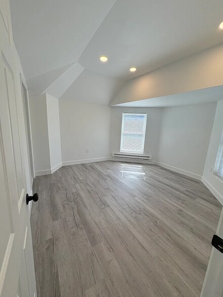 Building Photo - 125 Sibley Ave