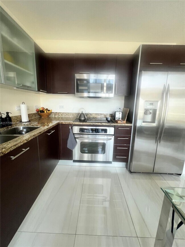 Building Photo - 41 SE 5th St