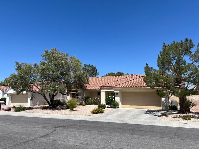 Primary Photo - 2516 Sunup Dr