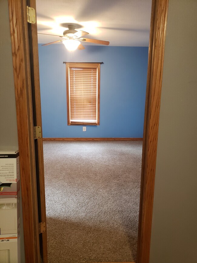 Building Photo - 608 W South St