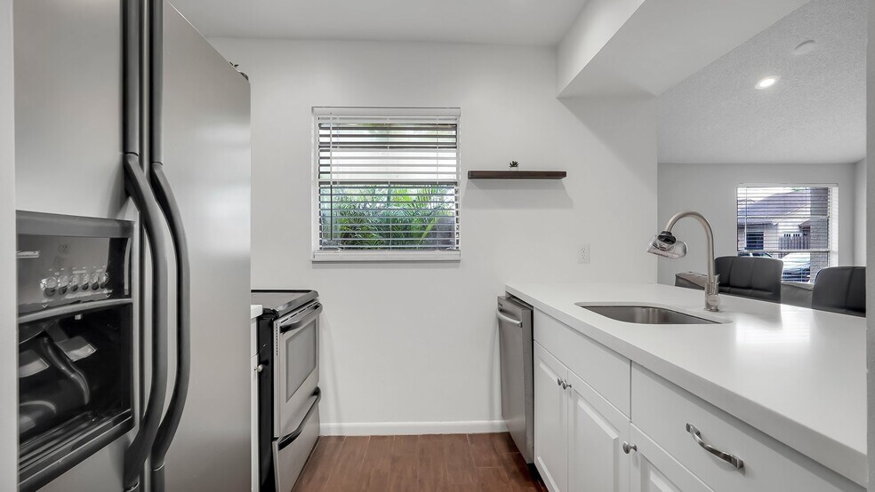 Building Photo - 2056 SW 81st Way