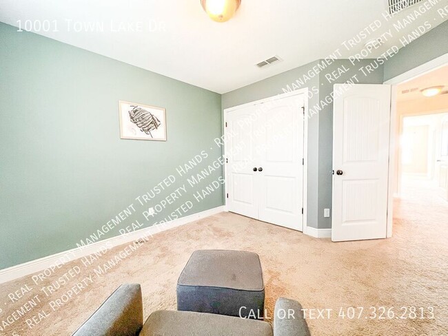 Building Photo - Spacious 3 Bedroom, 4 Bathroom Townhome fo...