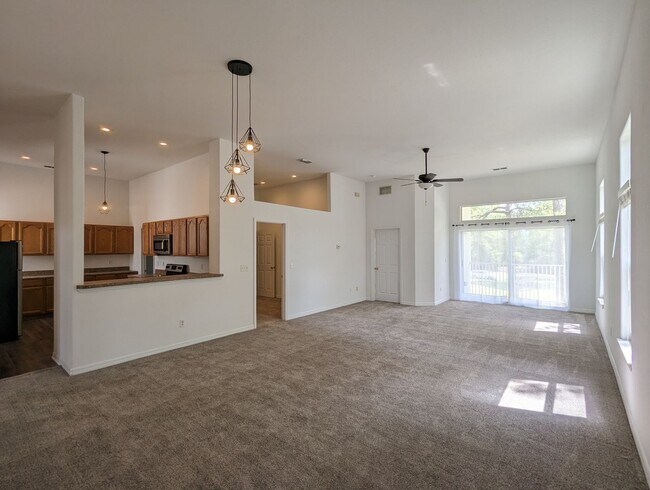 Building Photo - SPECIAL: WAIVING $250 ADMIN FEE on this 3 Bedroom, 2 Bath with Private Balcony off Primary Bedroo...