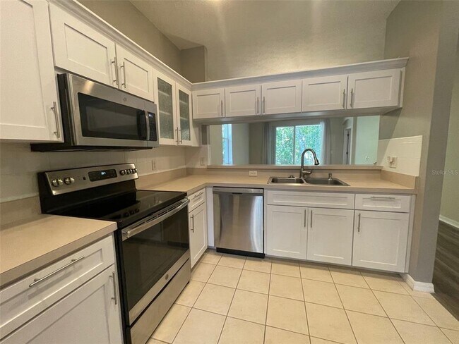 Building Photo - 12509 Cavalier Ct