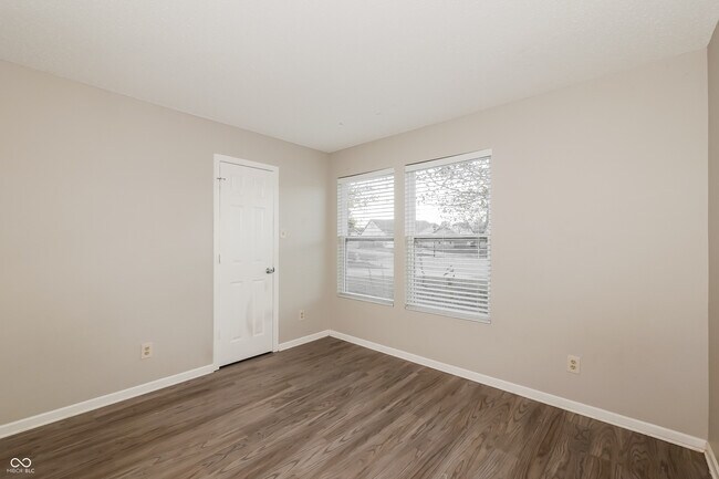 Building Photo - 673 Indigo Ct