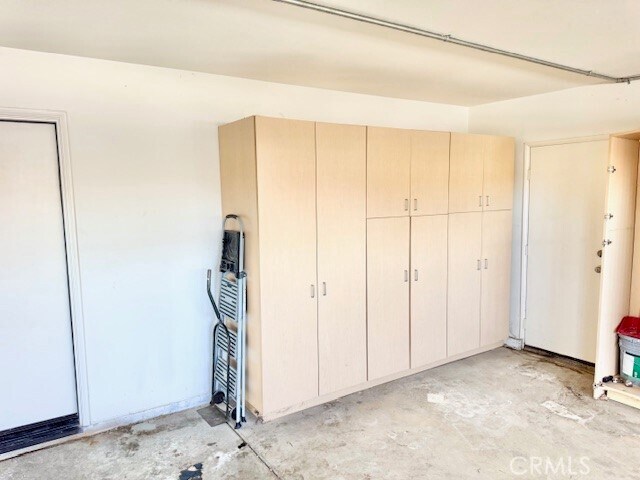 Building Photo - 26204 Percheron Cir