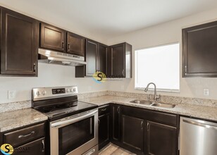 Building Photo - 8024 Juniper Rd