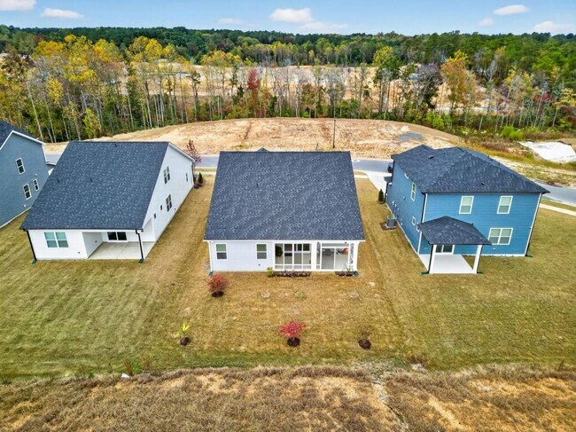 Building Photo - 163 Little Crk Dr