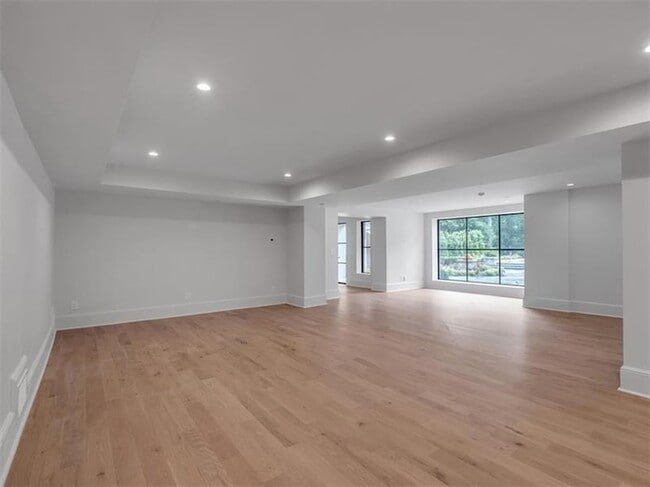 Building Photo - 3625 Tuxedo Rd NW
