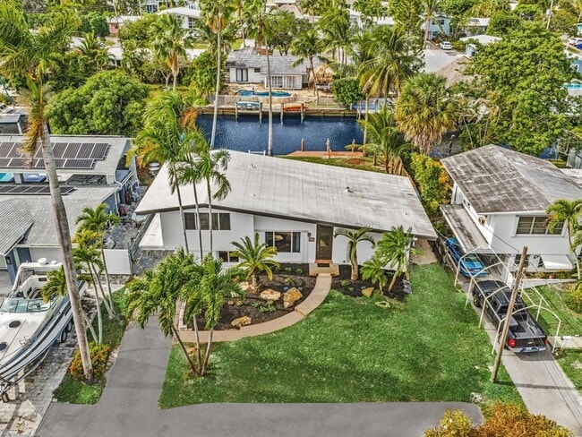 Building Photo - 2507 Okeechobee Ln