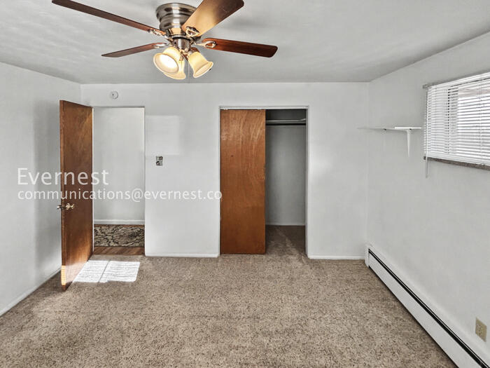 Building Photo - 3366 W 55th Pl