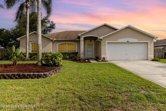 Building Photo - 1510 Gardenton St NW