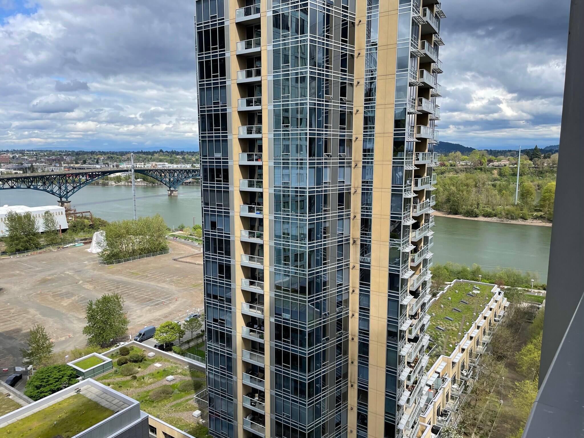 Building Photo - 3601 S River Pky