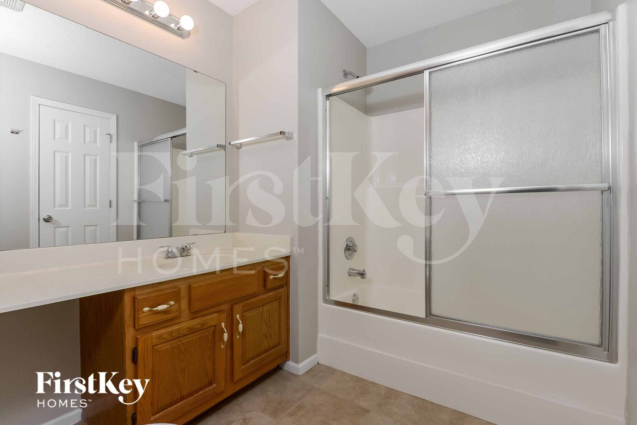Building Photo - 609 Rosehill Dr