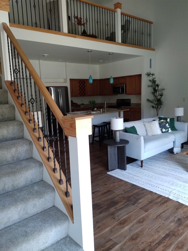 Building Photo - 2703 Pond Dr