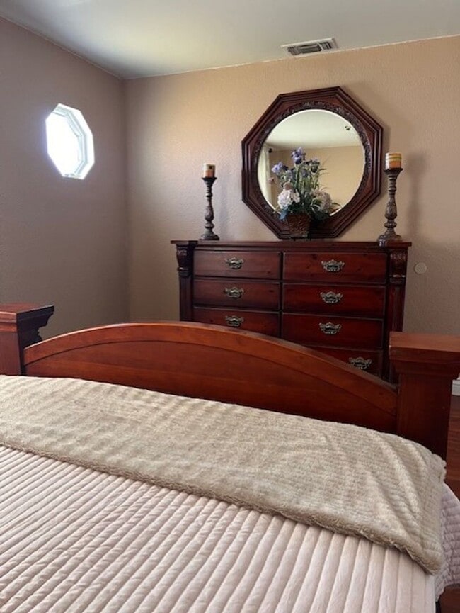 Building Photo - Furnished Home for Rent – North Highlands, CA