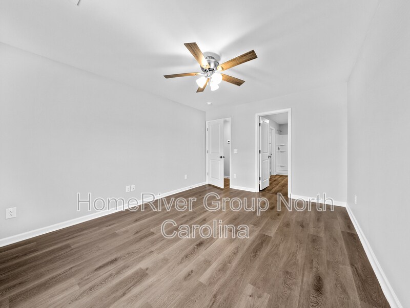 Building Photo - 119 Brookview Ct