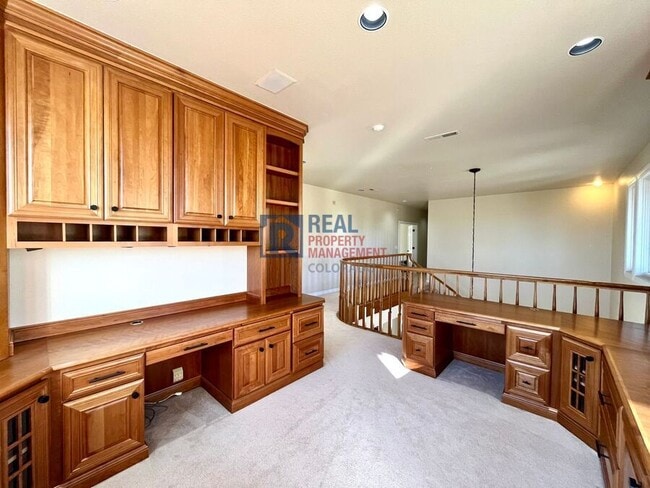 Building Photo - 2645 Rossmere St