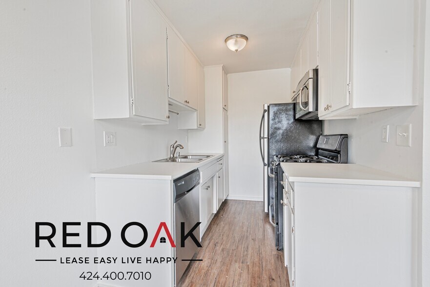 Building Photo - 3111 4th St