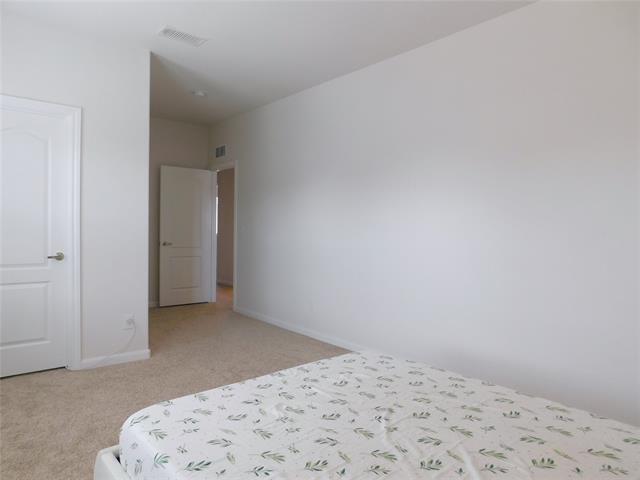 Building Photo - 1111 Saddle Ridge Dr