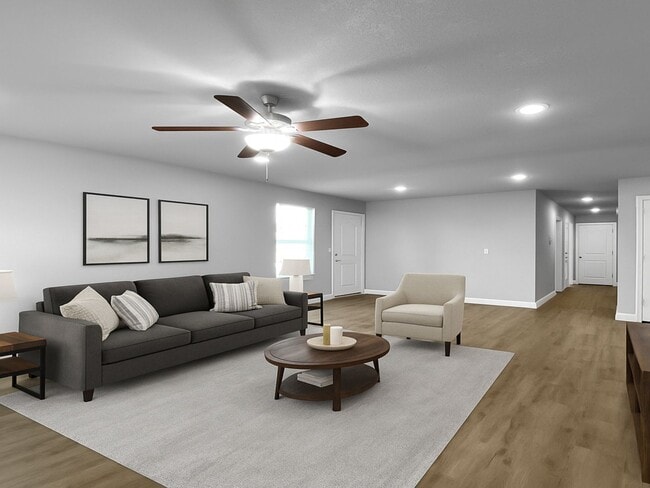 Building Photo - Charming 3BR/2BA Renovated Duplex | Ranch-Style Living in Colonial Gardens