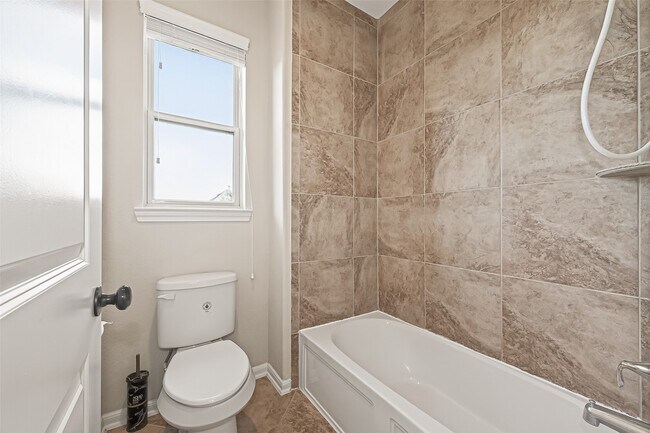 Building Photo - 19503 S Coral Honeysuckle Loop