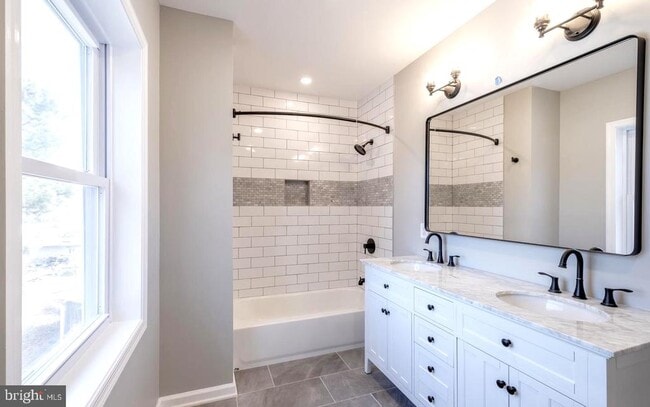 Building Photo - 6816 Westcott Rd