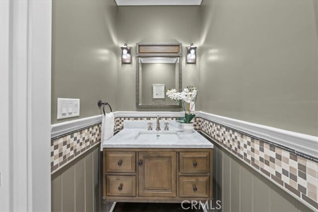 Building Photo - 1167 S Roxbury Dr