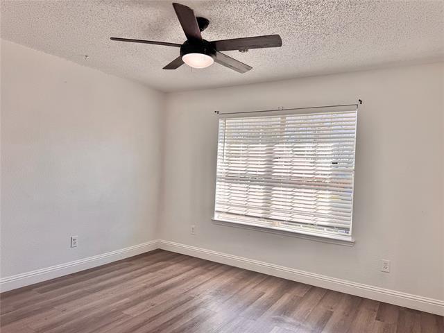 Building Photo - 201 Yosemite Dr