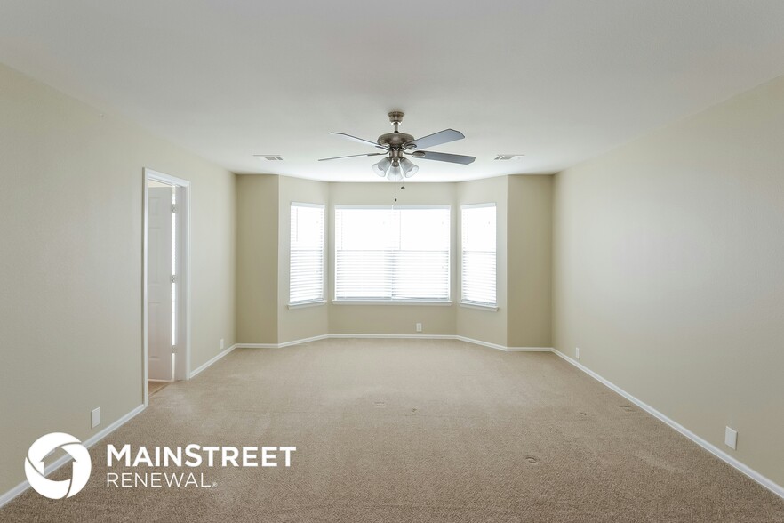 Building Photo - 9522 Ascending Port