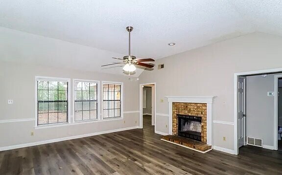 Building Photo - 2654 Van Eaton Ln