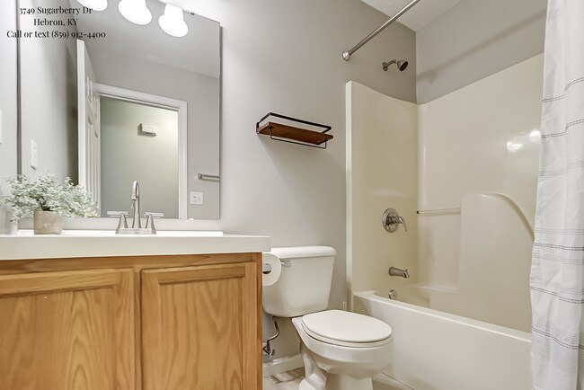 Building Photo - 3749 Sugarberry Dr