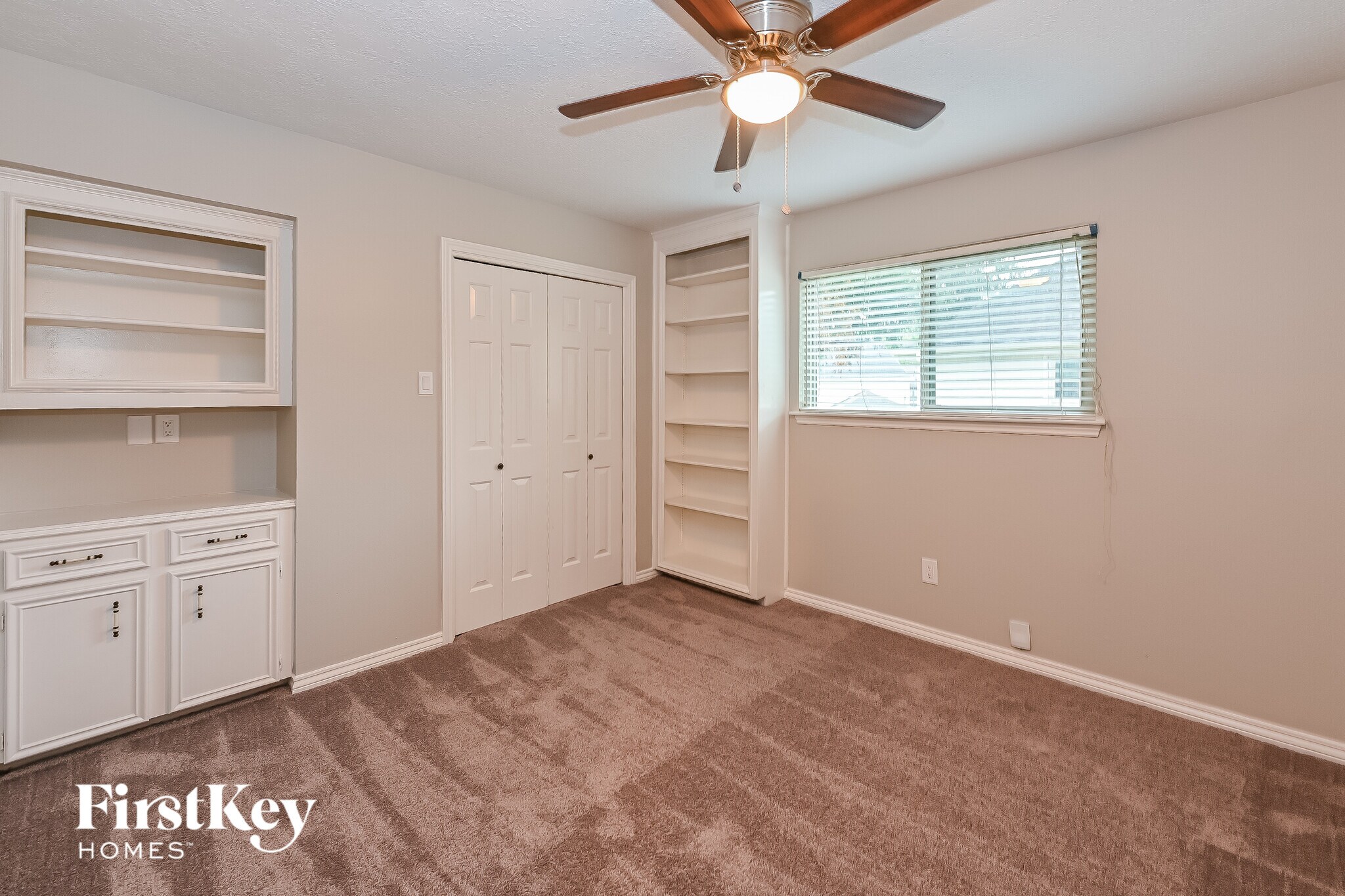 Building Photo - 12923 Marron Dr