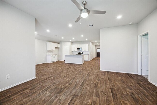 Building Photo - 12303 Trumpetfish Dr