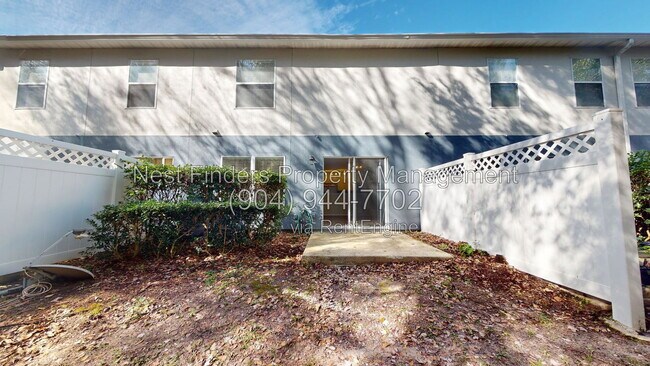 Building Photo - 1002 N Black Cherry Dr