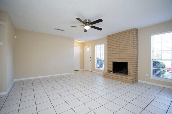 Building Photo - 5429 10th St