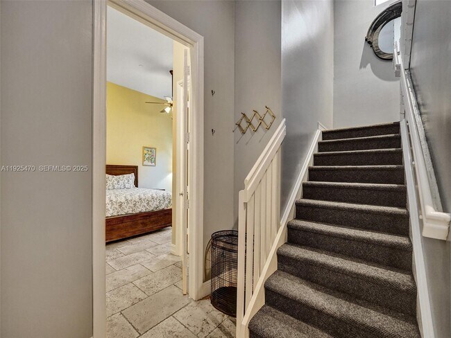 Building Photo - 2356 Wilton Dr