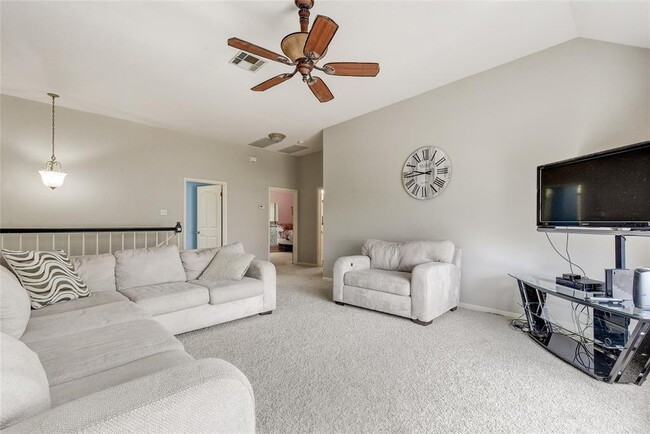 Building Photo - 1909 Springwater Dr